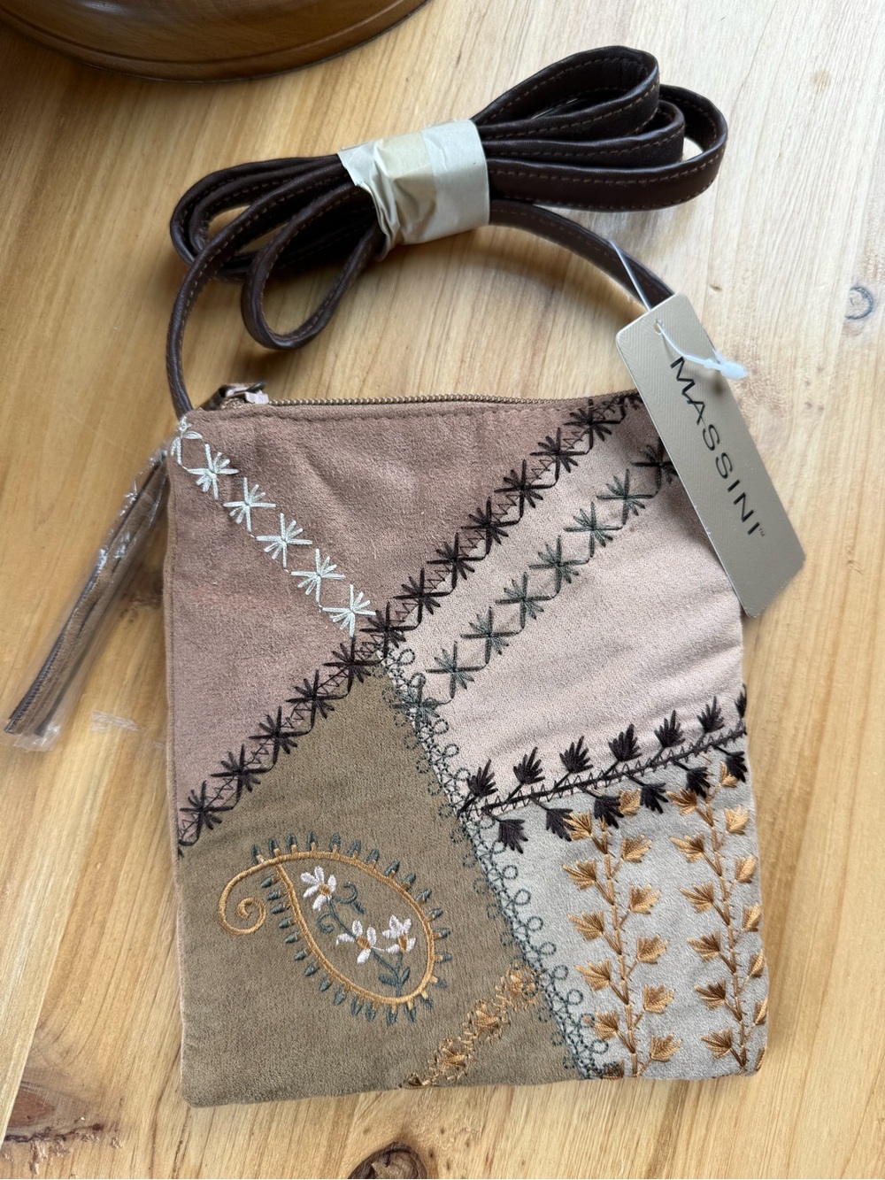 Massini NWT Embroidered Paisley Crossbody Bag Tan